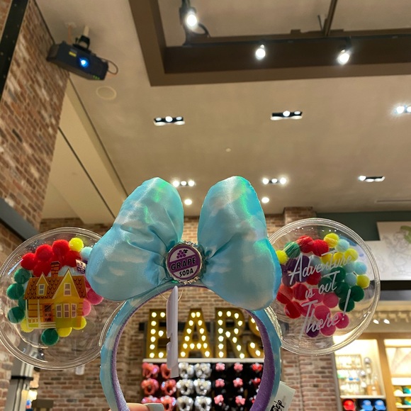 Disney Pixar Up Headband - Picture 2 of 4